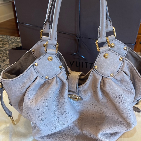 Louis Vuitton Large Sable Mahina - Picture 3 of 5